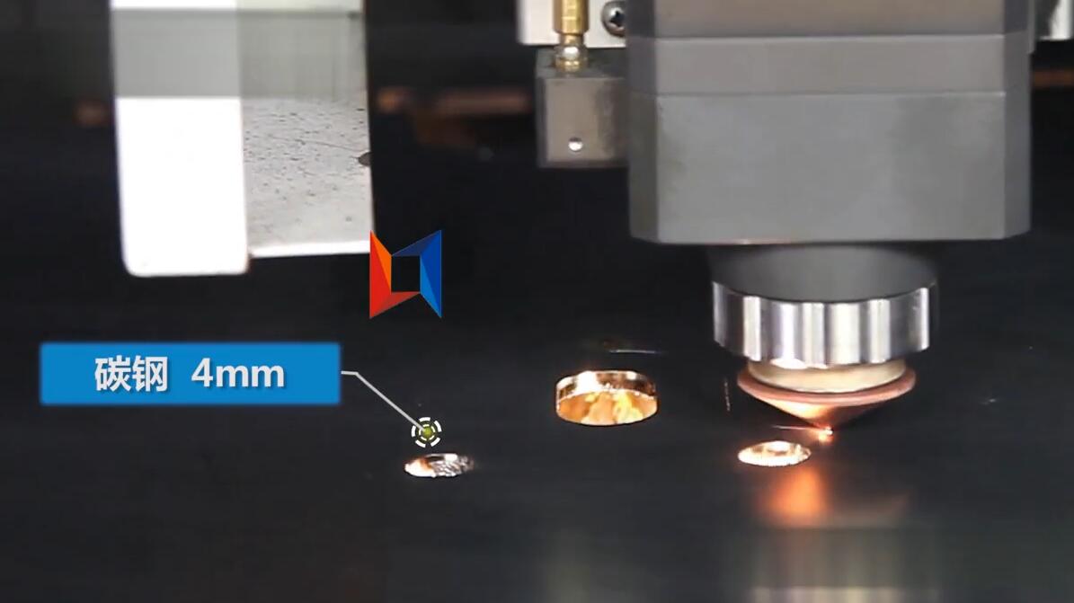 領秀激光LXF1530光纖激光切割機切割碳鋼4mm